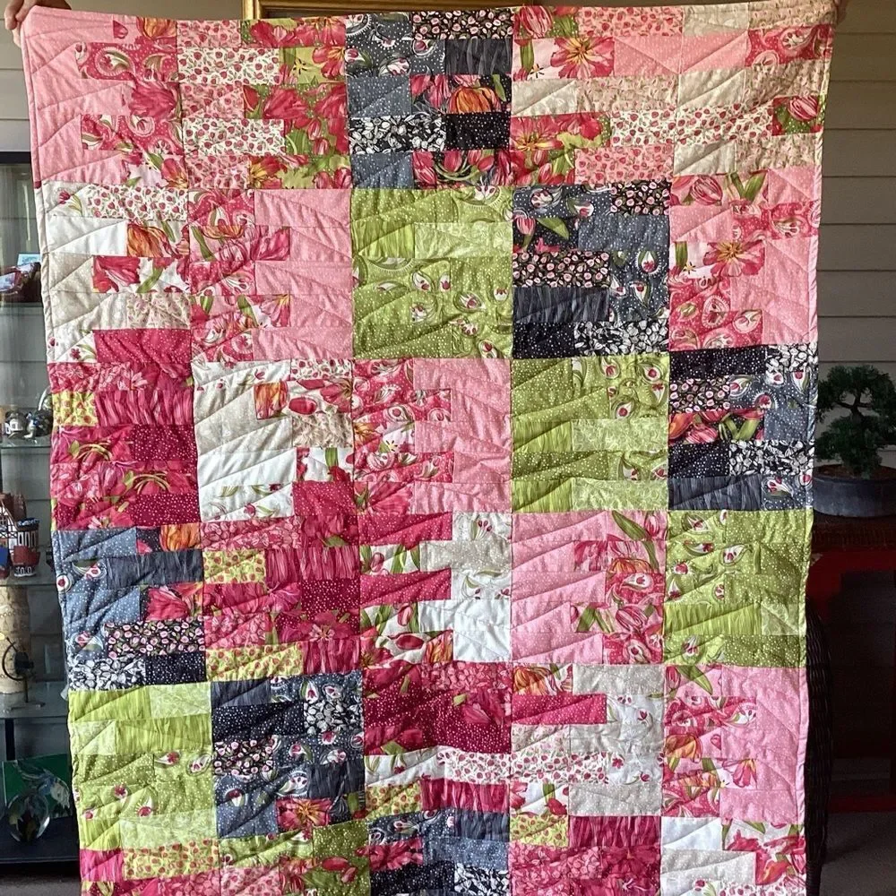 Hand Crafted Tulip Tango Quilt